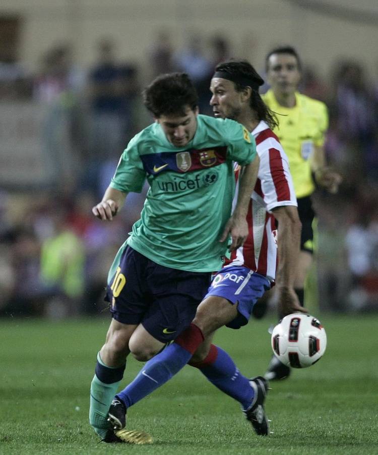 意甲旧将：马拉多纳到现代一年能进千球！梅西回去会被铲报销！